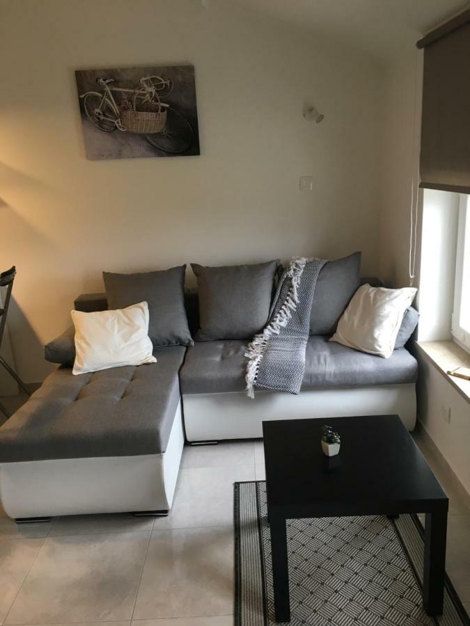 Apartman Govic Umag Exteriör bild