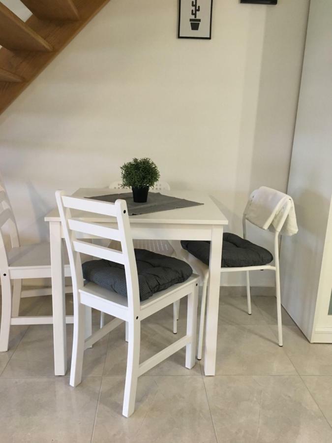Apartman Govic Umag Exteriör bild